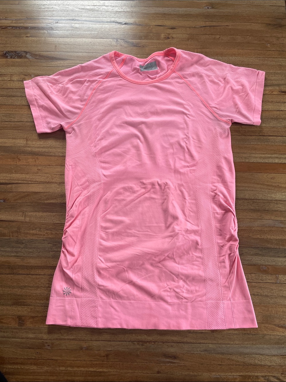 Coral Short-sleeve Athleta Top - Medium
